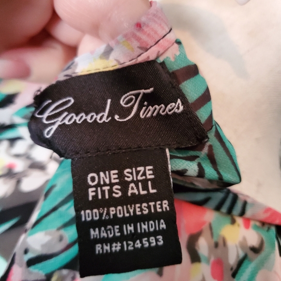 Hawaiian cover up - Picture 3 of 3